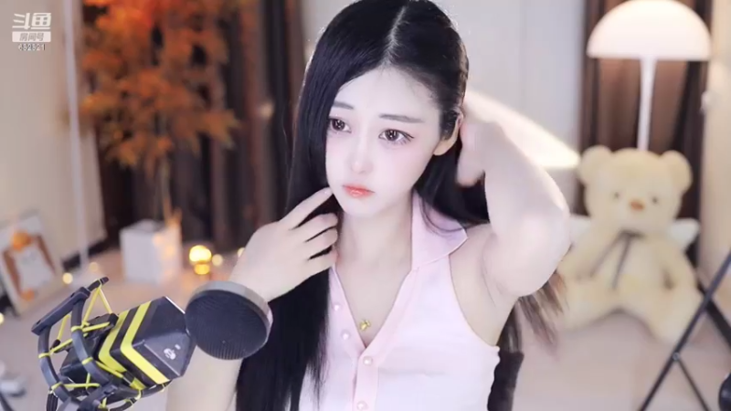 【2022-07-12 15点场】苏小懒38D：呆萌懒妹无敌射手嘎嘎下饭