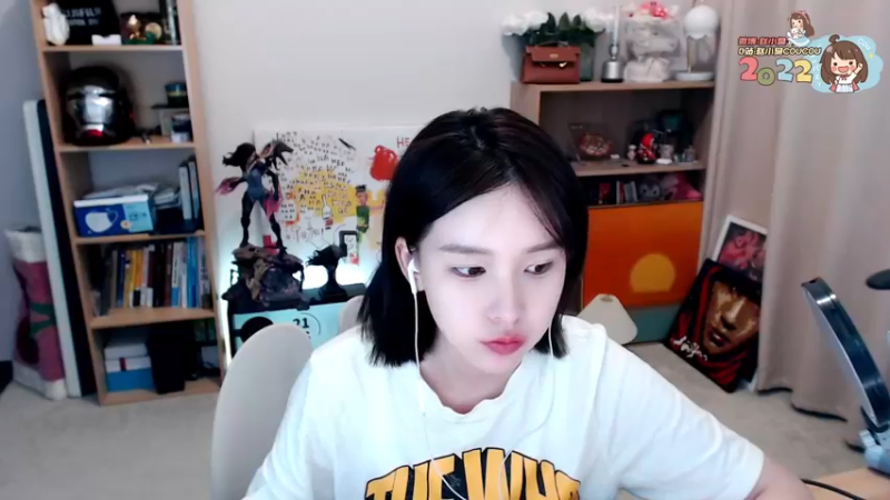 【2022-07-11 21点场】赵小臭：凑凑：唱锅！