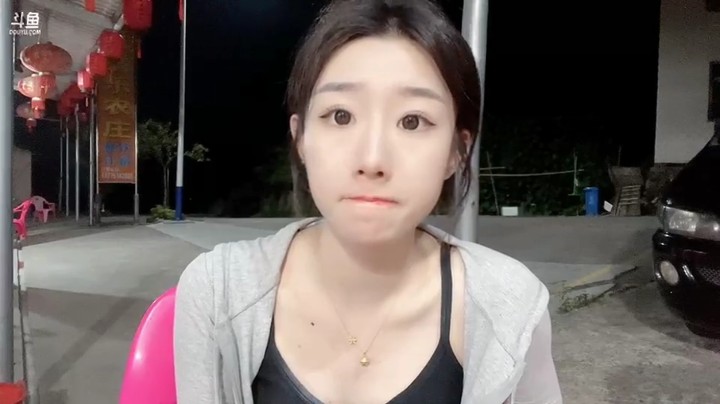美女小姐姐很快就下播了