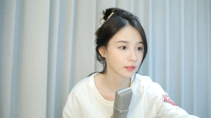二珂美女小姐姐唱歌很好听啊