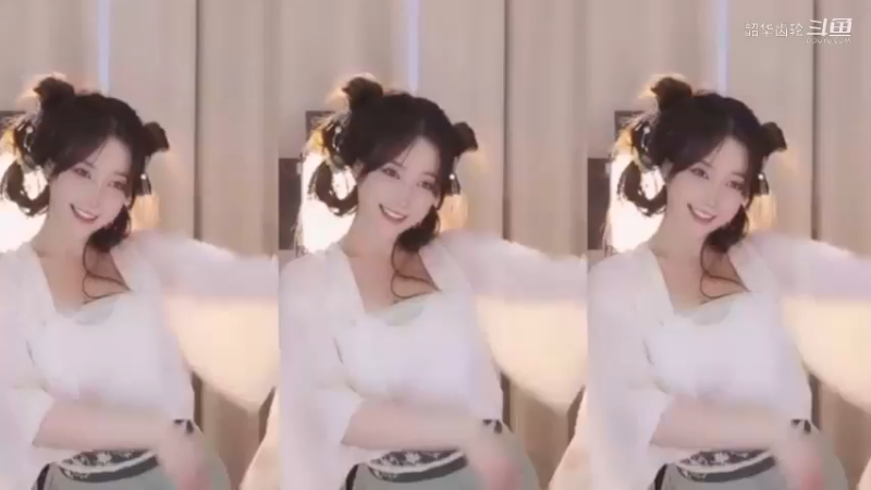 米娜：小姐姐古风舞蹈，这侧颜美爆了！