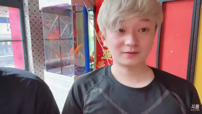 【2022-07-19 15点场】南波儿大魔王丶：陪咱家K哥吃点
