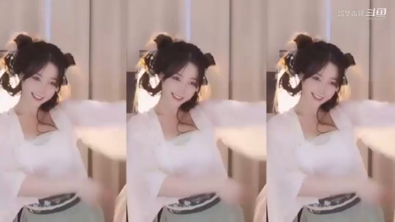 米娜：小姐姐古风舞蹈，这侧颜美爆了！
