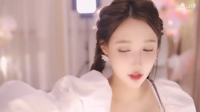 米娜小姐姐太甜了~~~
