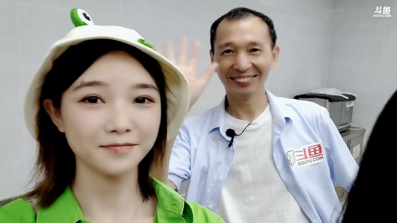 【户外】百变姑姑肖淑洁的精彩时刻 20220720 16点场