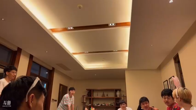 【2022-07-21 23点场】亚瑟王丶Z：三亚户外马场第二天！