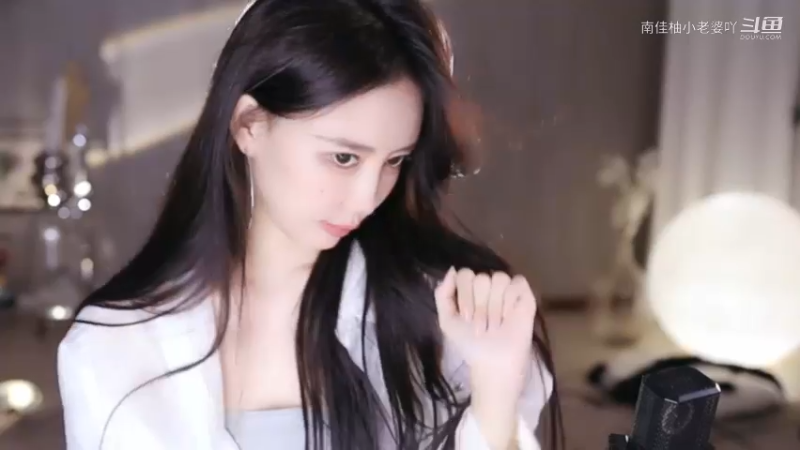 长发怡人~