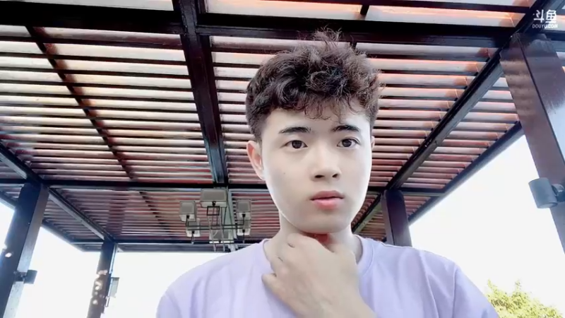 【2022-07-24 18点场】冲酱ccc：三亚小子！三亚第三天！