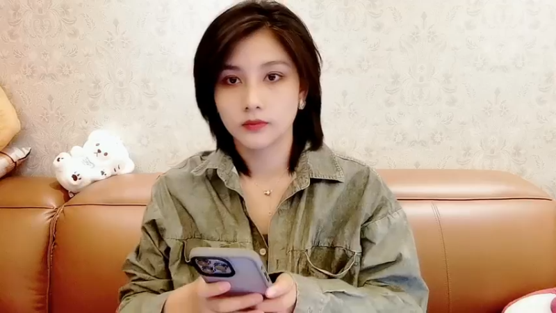 【2022-07-24 20点场】我是唐菲：何必固执 逗留这段残破