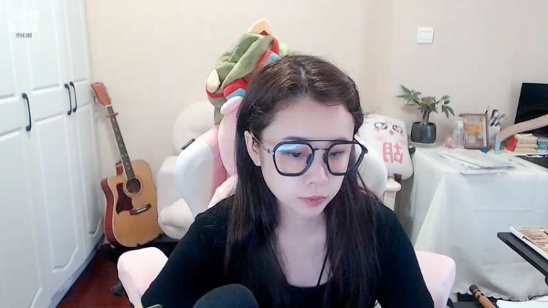【2022-07-24 17点场】Mayuki小闲闲：✨女大三，抱金砖