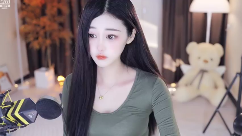 【2022-07-25 15点场】苏小懒38D：呆萌懒妹无敌射手打野嘎嘎下饭