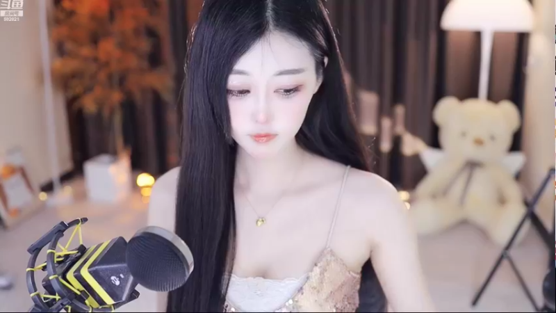 【2022-07-27 15点场】苏小懒38D：呆萌懒妹无敌射手打野嘎嘎下饭