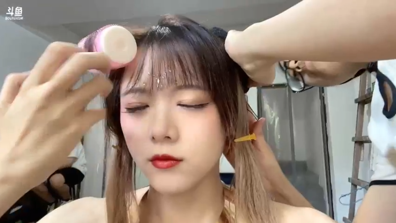 【2022-07-27 13点场】骆歆冲冲冲：骆歆：嗨，妲己来找纣王咯