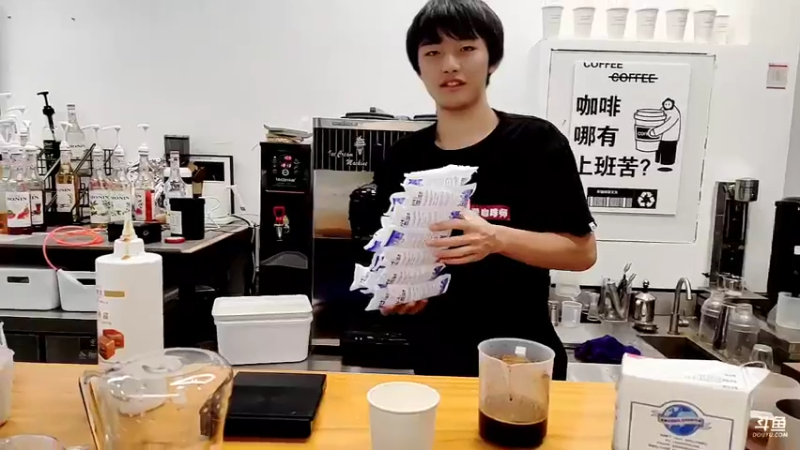 【2022-07-28 18点场】刘飞儿faye：飞儿 久违了哦