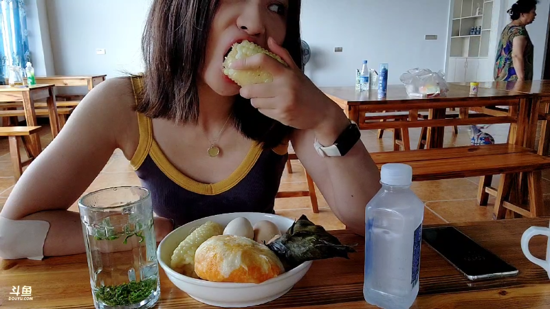 【户外】刘灶灶的精彩时刻 20220730 09点场