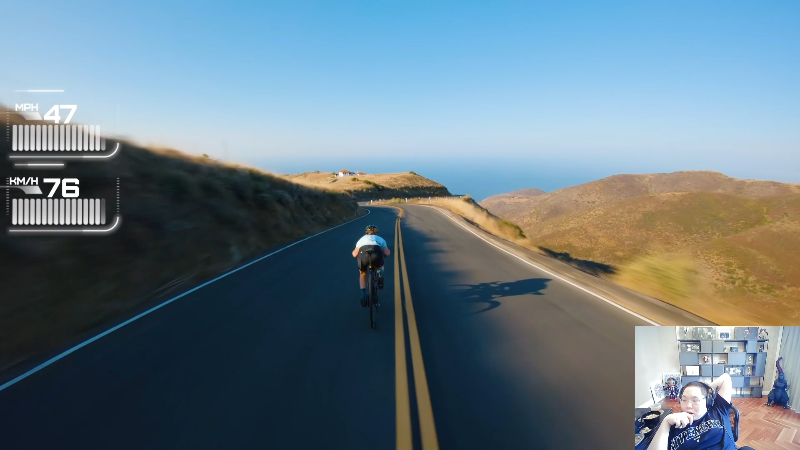 我在斗鱼看即将拥有人鱼线的PDD直播英雄联盟