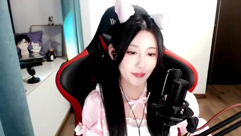【2022-08-03 20点场】憨批姐姐沫萱：【白银双倍卡】免费的朝暮灯送一送！