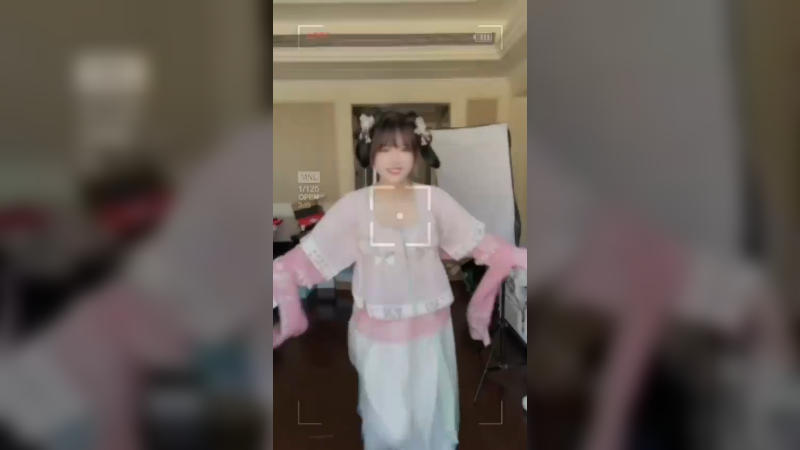 看我来用各国语言给你打招呼，这还吸引不来你