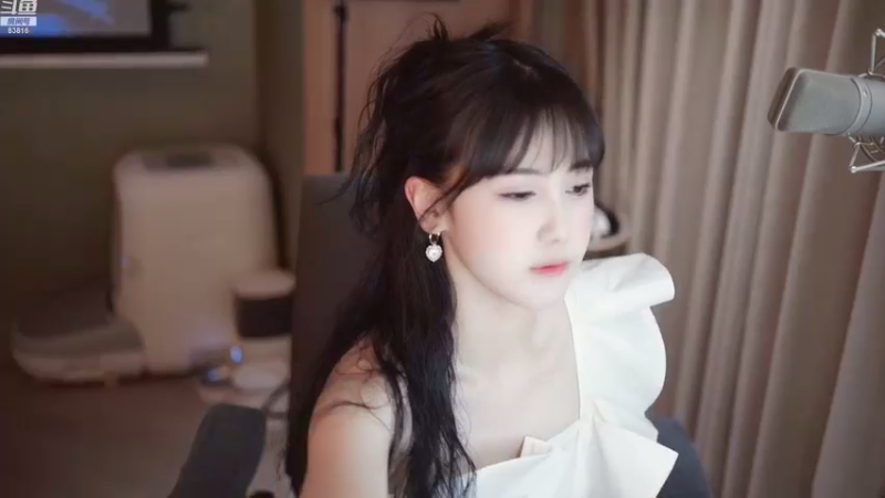 【2022-08-05 21点场】iu可可曾：一个跟粉丝节奏的主播。