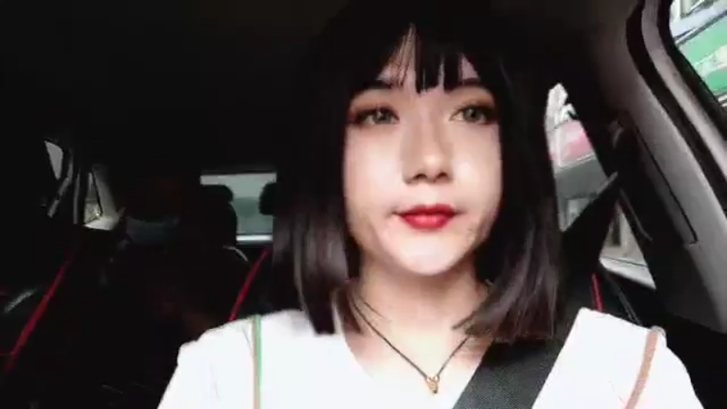 【2022-08-07 18点场】哈尼九：户外，美女，逛街，跳舞