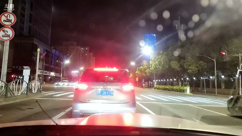 【2022-08-07 22点场】黑人毅：晚上丢飞盘去