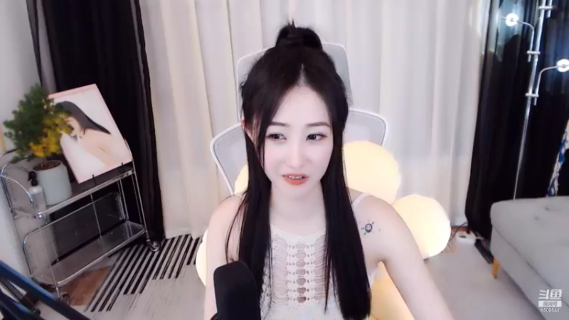 【2022-08-08 00点场】小Qbaba：期待美好的到来(广东小姐姐））