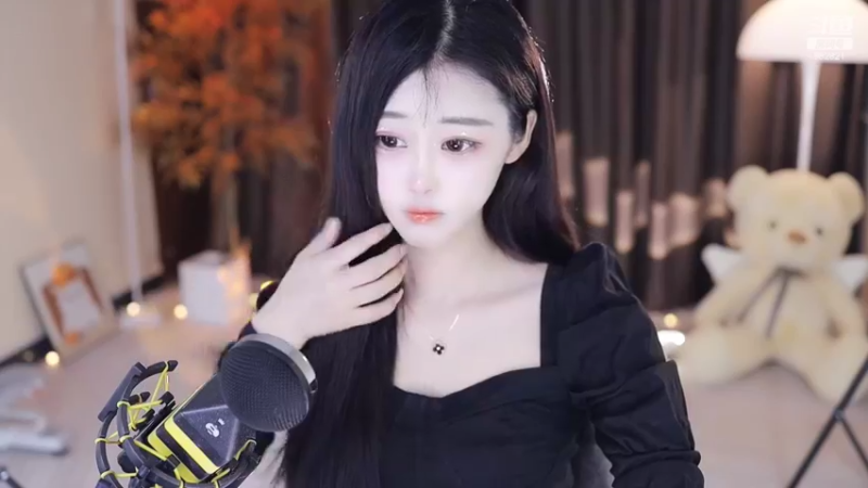 【2022-08-08 15点场】苏小懒38D：呆萌懒妹无敌射手嘎嘎下饭