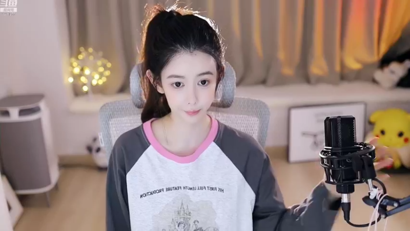 【2022-08-08 15点场】晒网的慧儿呀：旺仔今天见呀~