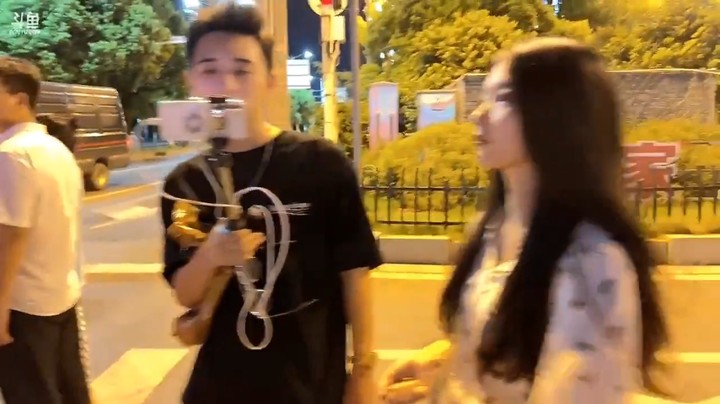 老板说丸子赚钱了也没花完，真是好女孩啊