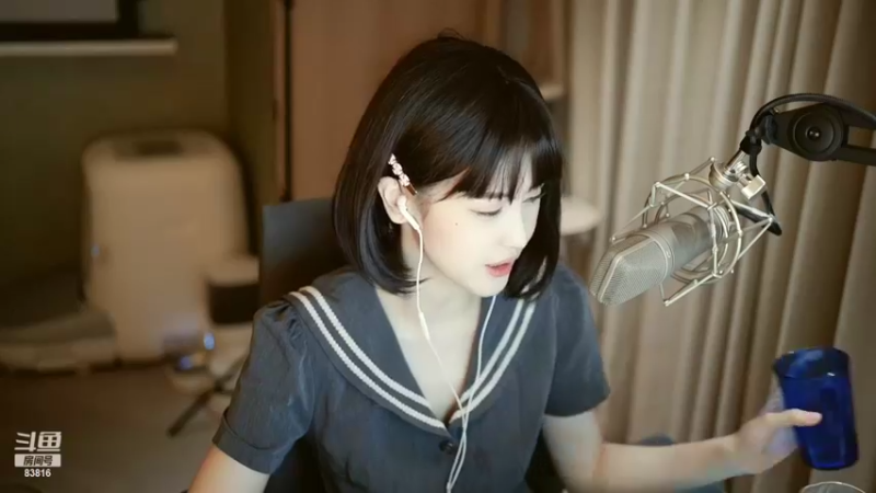 【2022-08-08 22点场】iu可可曾：一个跟粉丝节奏的主播。