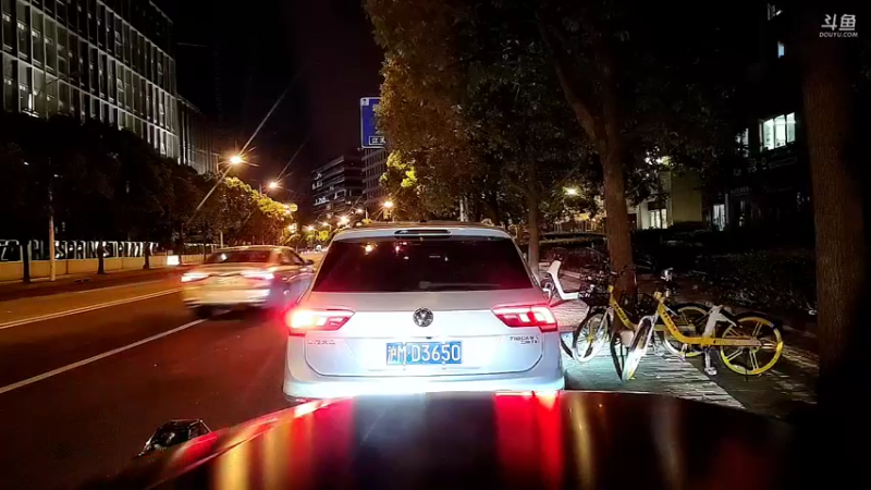 【2022-08-09 21点场】又是一个孤独的夜晚