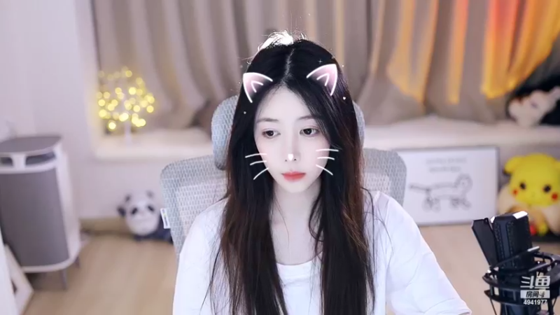 【2022-08-11 16点场】晒网的慧儿呀：旺仔今天见呀~