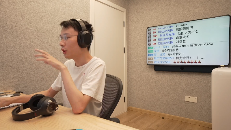 我在斗鱼看超级小桀直播马里奥制造