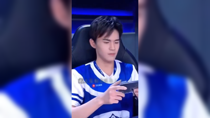 艾特你的小伙伴，我们一起隆里电丝吧