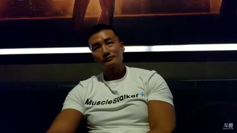 【2022-08-12 21点场】黑人毅：晚上吃烤鸭