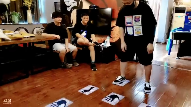 【2022-08-06 16点场】菜到极致小兰摧：兰崽！是兰崽！！！