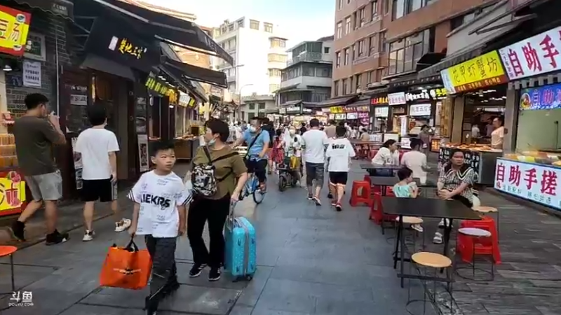 【2022-08-10 17点场】叶子户外：武汉户部巷day4