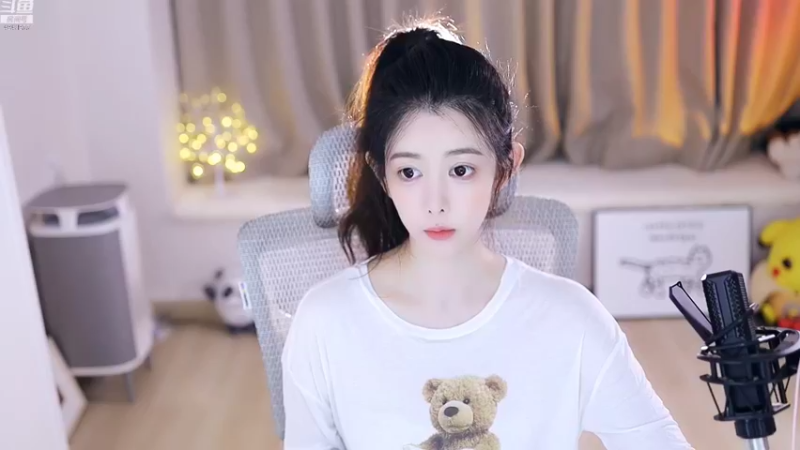 【2022-08-12 23点场】晒网的慧儿呀：旺仔今天见呀~