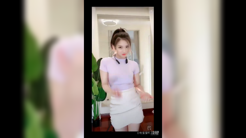非常好看的小姐姐 特别可爱