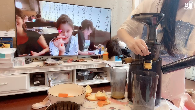 【英雄联盟】不2不叫周淑怡的精彩时刻 20220814 12点场
