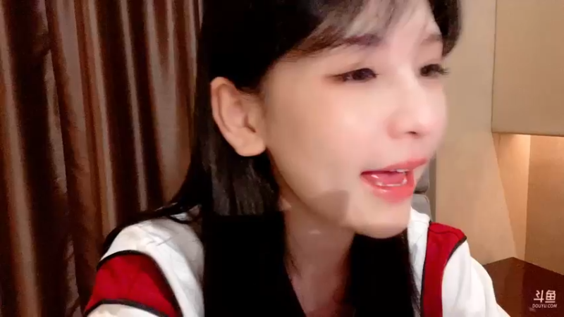 【2022-08-14 23点场】叶知秋Vanessa：秋：黄金双倍 回合肥不定时播户外