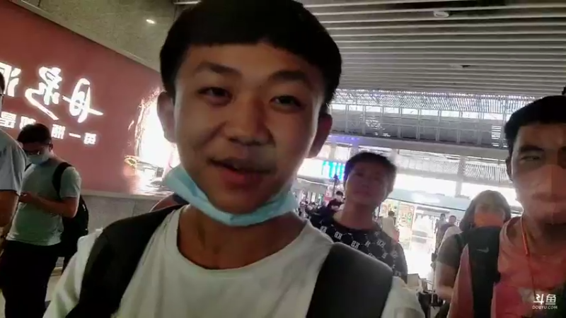 【2022-08-15 18点场】大嘴love：晚上回郑州