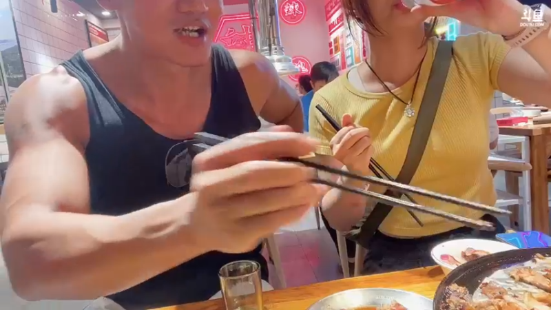【2022-08-15 22点场】黑人毅：到达长沙了