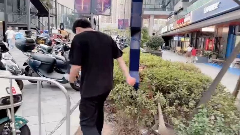 【2022-08-16 18点场】石页的第一根矛s：一区无敌灵活车有胆你就撞！