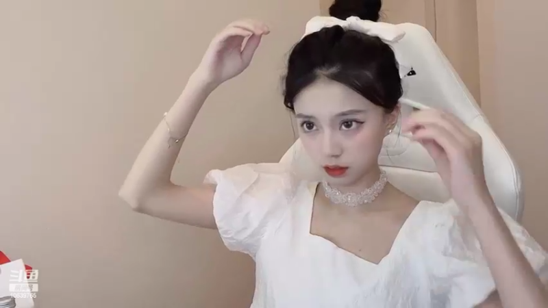 【2022-08-13 22点场】艾琳bigbaby：白银双倍：公主驾到