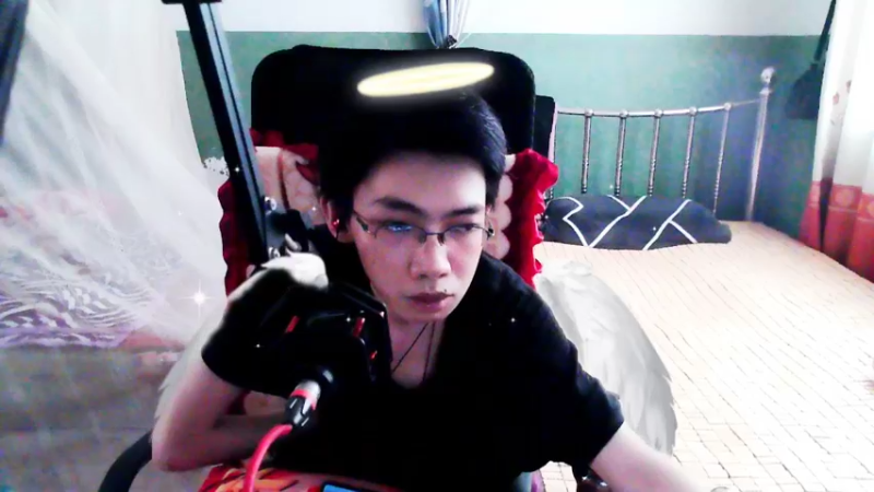 【2022-08-12 17点场】美少女战士5：一百万人正在观看的身残志坚主播