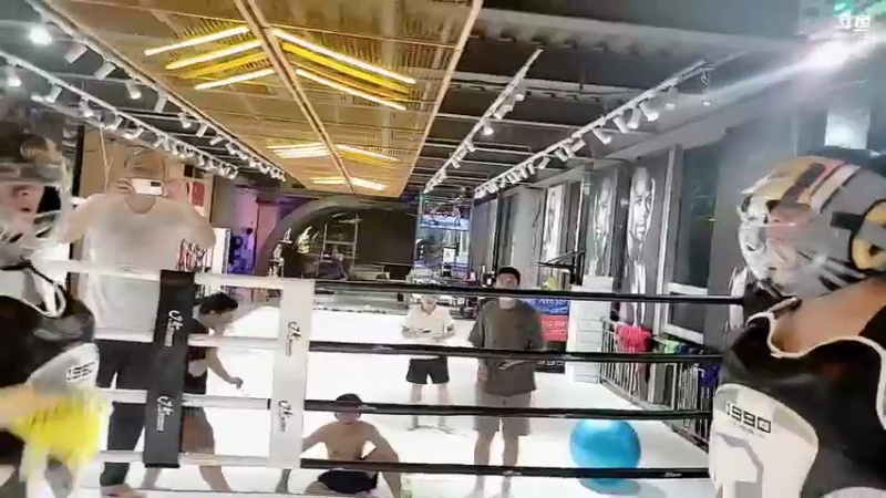 【2022-08-16 22点场】大嘴love：晚上人才擂台赛