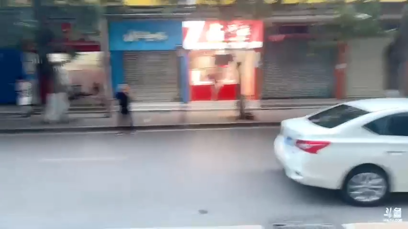 【2022-08-16 18点场】douyu小漠：由乃：今天出个门