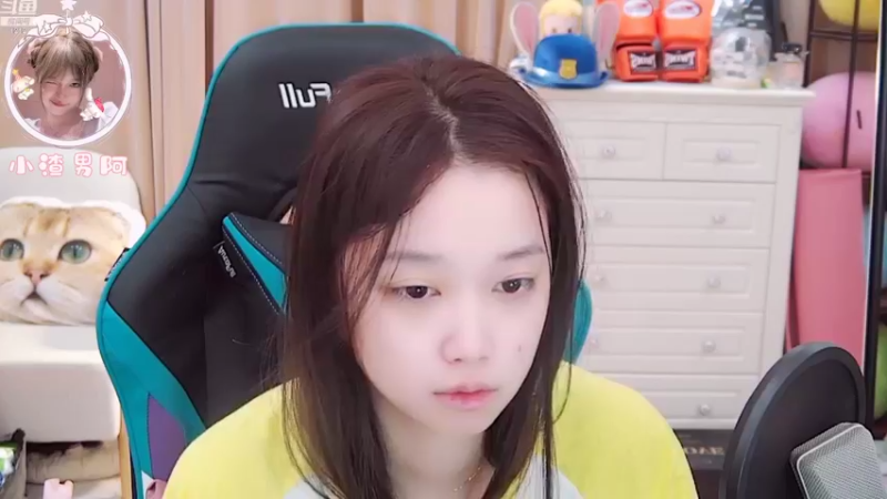 【2022-08-17 00点场】小肉球阿：爱笑的女孩运气不会差~~