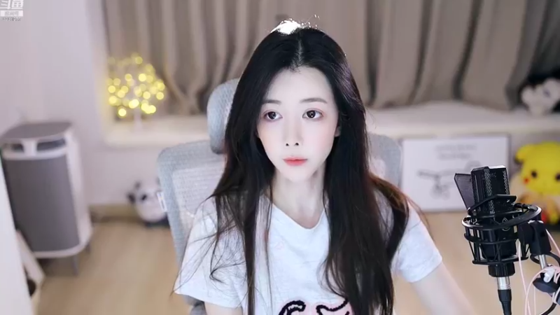 【2022-08-17 16点场】晒网的慧儿呀：旺仔今天见呀~